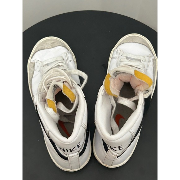 Nike Blazer Mid 77 Vintage Women\'s 5.5 White Black CZ1055-100 High Top Sneaker